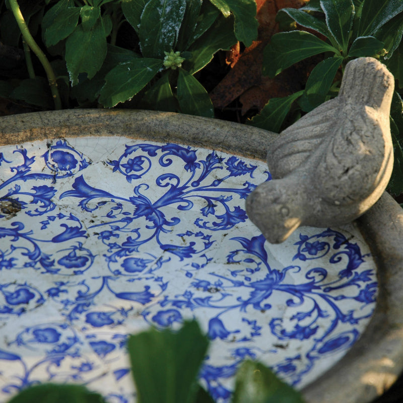 Baño para pájaros de cerámica envejecida
